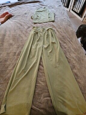 Fashion Nova Women's Olive Wide-Leg Pants Set